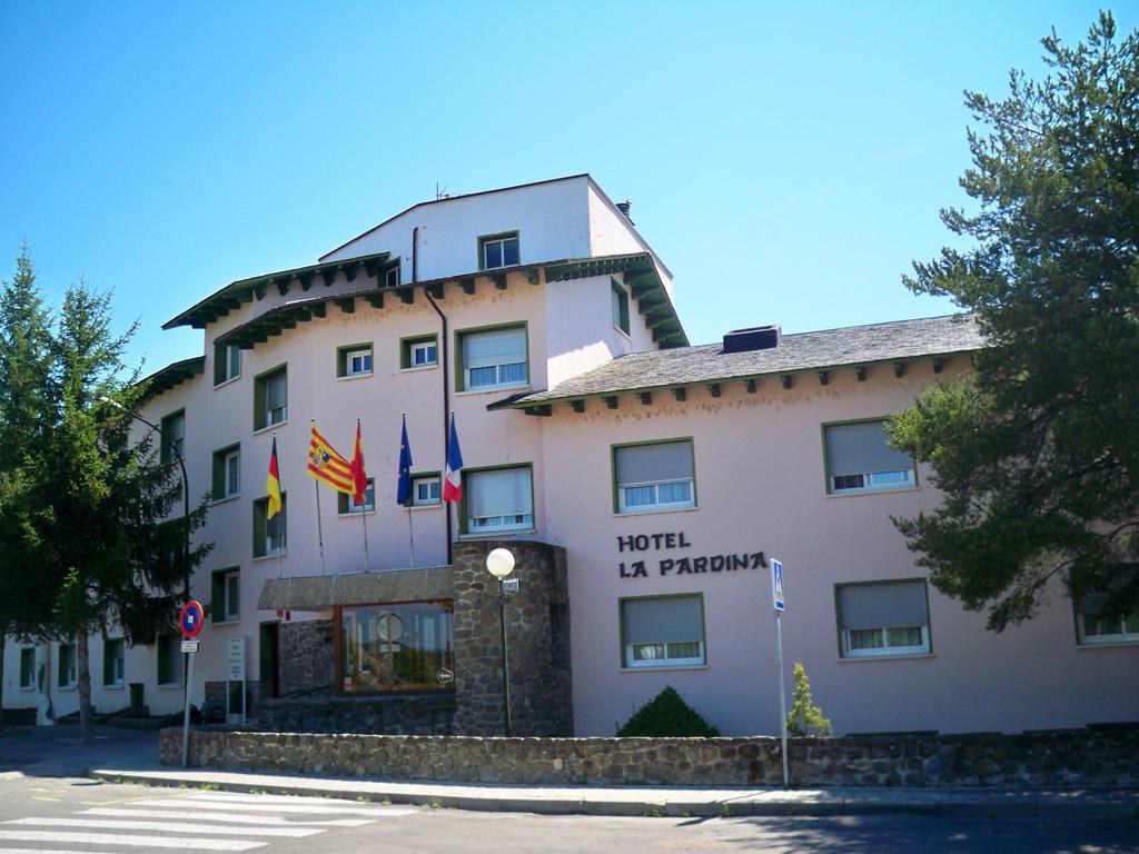 Hotel La Pardina Sabiñánigo Esterno foto